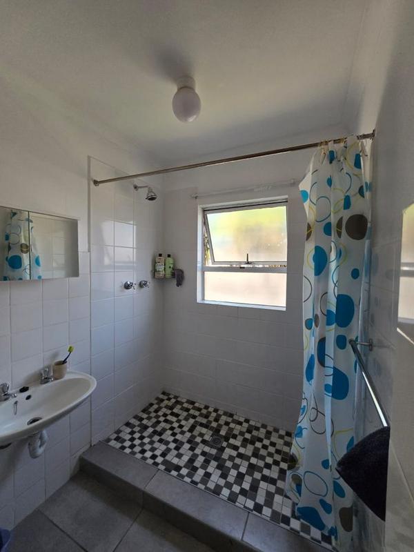 To Let 3 Bedroom Property for Rent in Thornton Western Cape